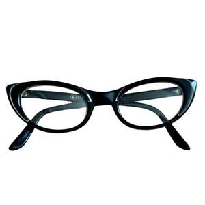 Vintage 1960s Black Cateye Glasses from Titmus